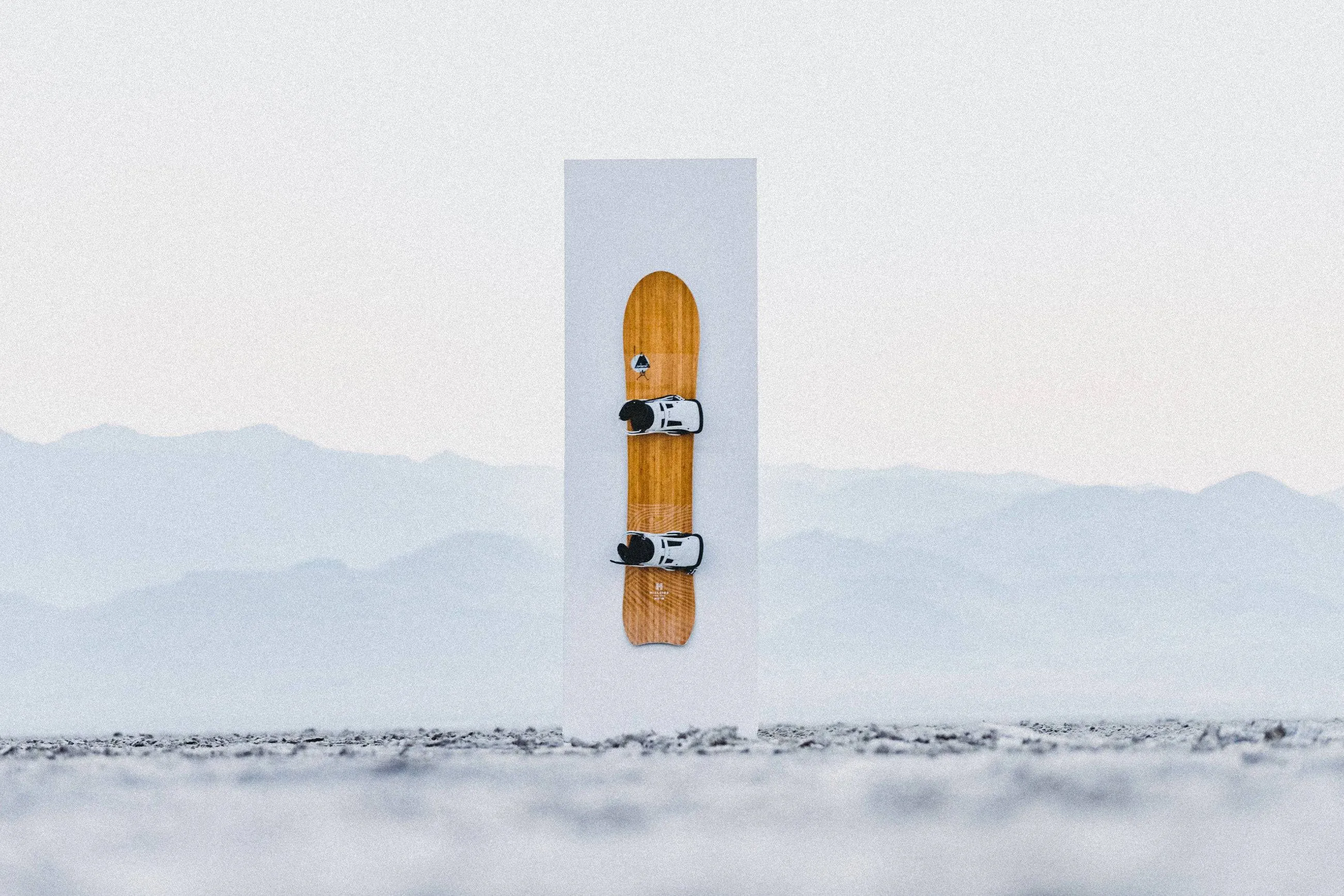 Hover Wall Mount