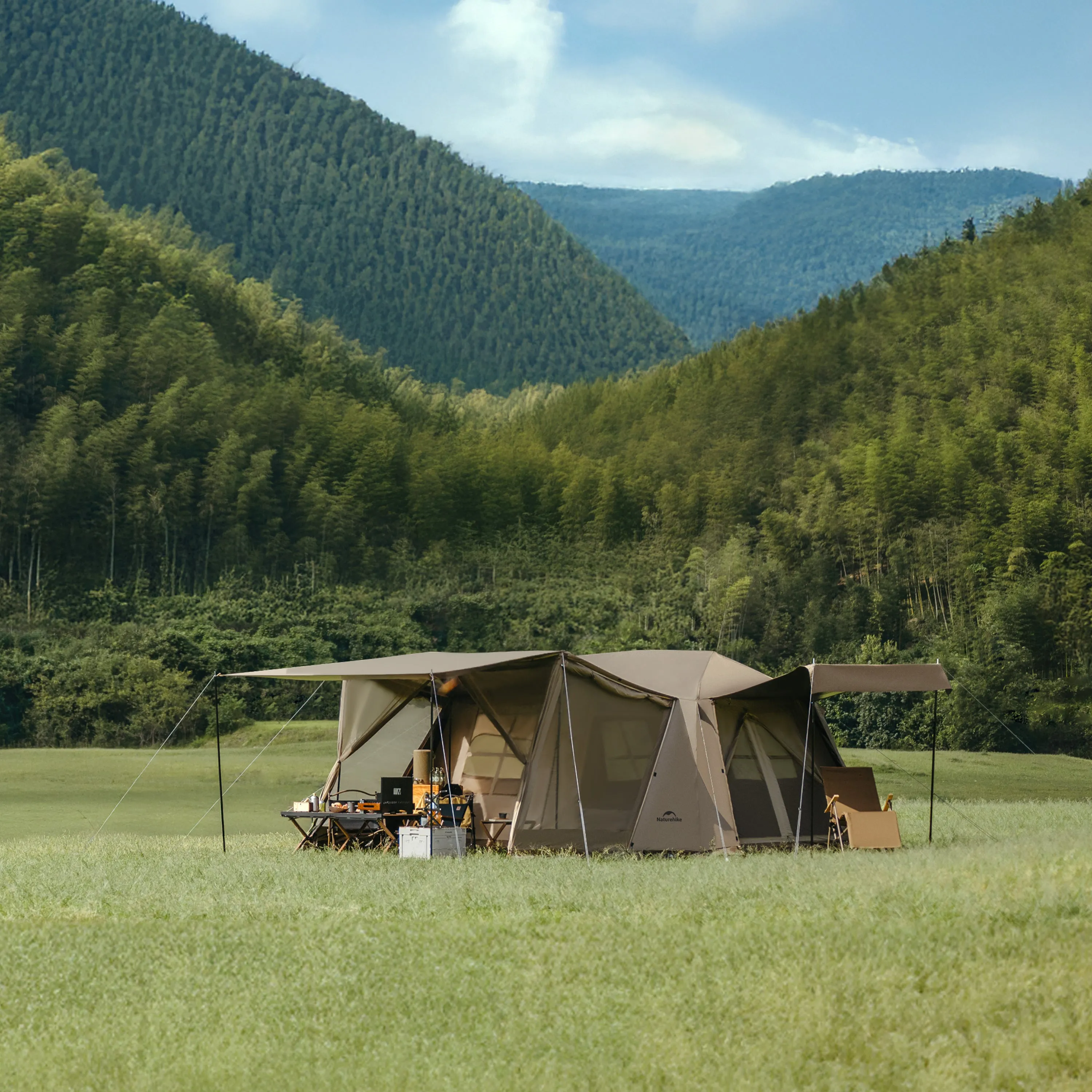 Village 13 Ridge Automatic Tent