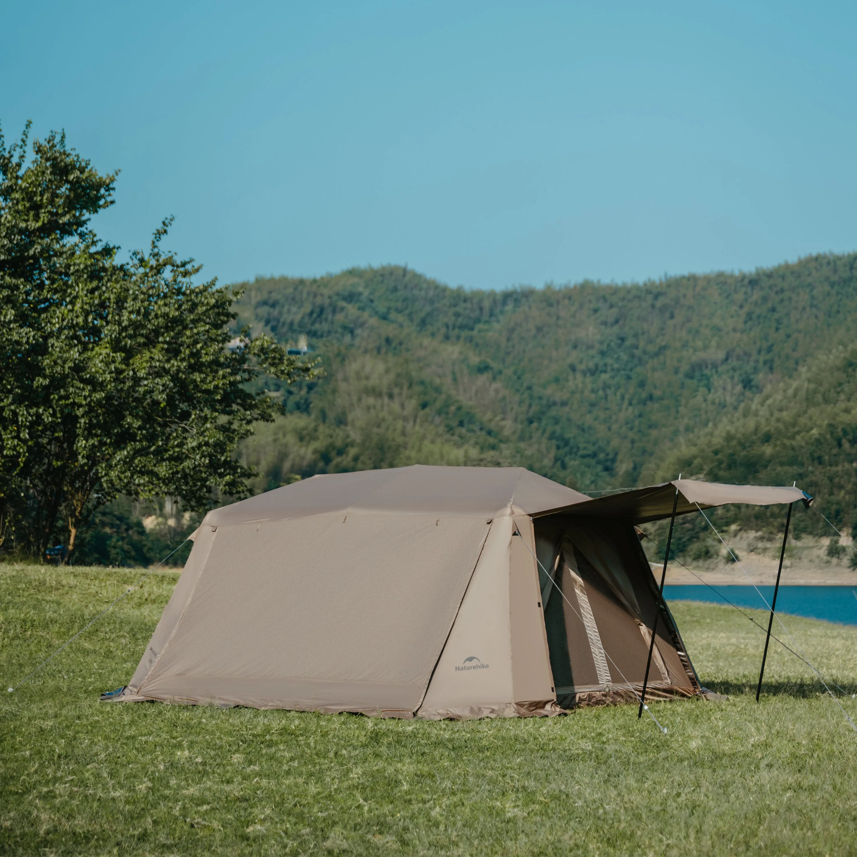 Village 13 Ridge Automatic Tent